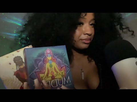 asmr tapping on oracle/tarot decks + gum chewing