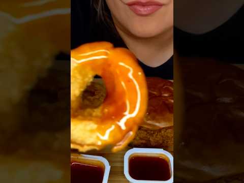 Popeyes crunchy onion rings #asmr #onionrings #eating #food #shorts