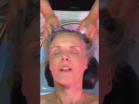Victoria Gets ASMR Japanese Head Spa in UK!! Unintentional ASMR Real Person