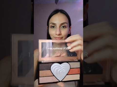 Te aplicó un poco de maquillaje ASMR