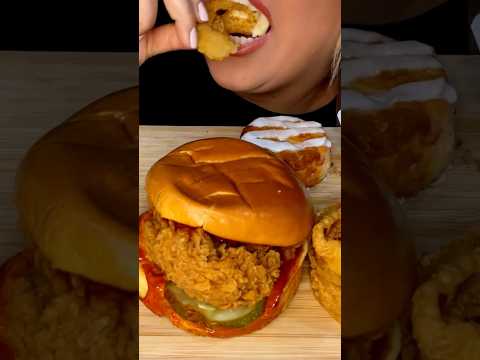 POPEYES CRUNCHY ONION RINGS #asmr #chicken #onionrings