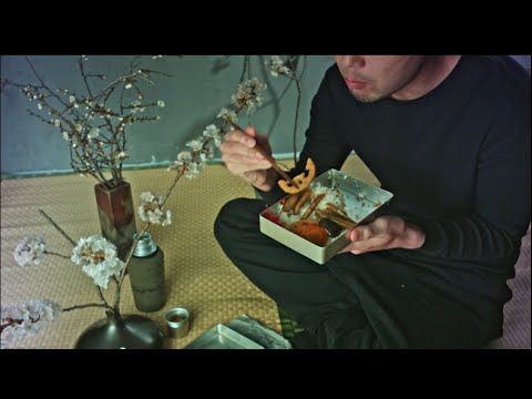 [ASMR]  室内で花見弁当