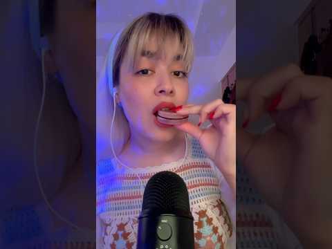 ASMR crystal candy with lavashak🤤 عجب چیزی شد #ای_اس_ام_آر #mukbang