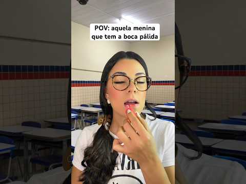 POV: aquela menina que tem a boca pálida #asmr #asmrsounds #shorts #humor