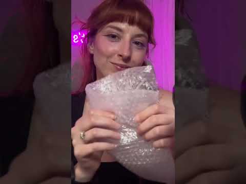 My fav trigger #asmr #bubblewrap #redhead