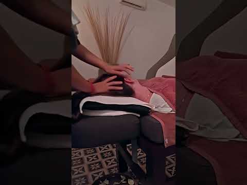 Masaje para hacerte dormir por completo 💆‍♀️ #massage #relax #masajerelajante #relaxing #short