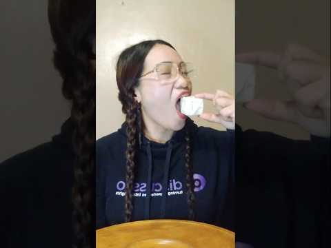 EATING YUMMY CHEESE CAKE #shortsfeed #mukbang #eatingshow #viral #everyone #food #asmr #eating