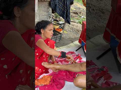Lal Didi Street Leg Massage #asmr #barbermassage #barbershop #relaxing #satisfying