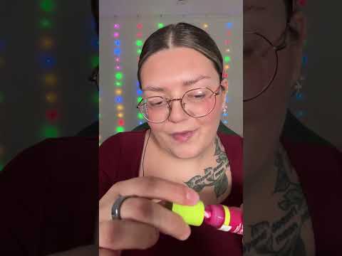 ASMR- doing ur lips cause ur crusty #asmr #lipglossasmr #mouthsounds #tingles #visualtingle