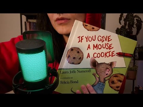 ASMR Reading You A Bed Time Story📚✨️