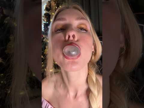 Making bubbles with watermelon gum #ASMR! 🍉😅✨ #gum #oddlysatisfying #bubbleasmr  #bubble
