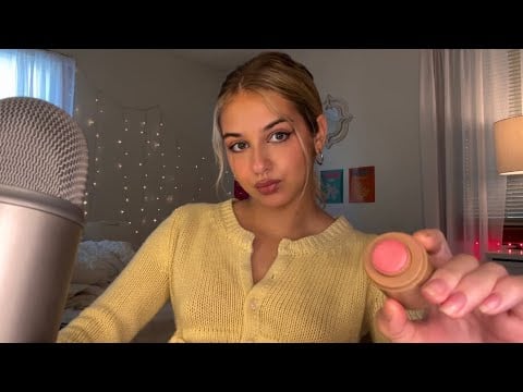 ASMR This or That 👏🏼 Makeup Edition 💋 Fast and Aggressive with Whispering