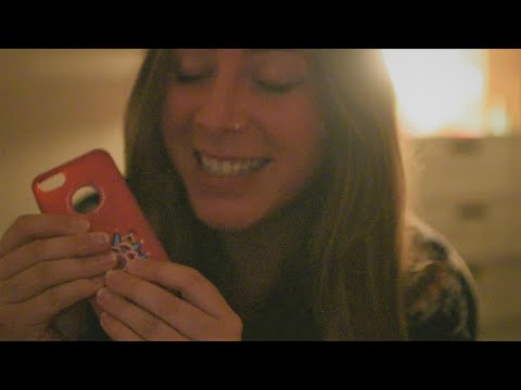 ASMR lofi Tapping iPhone case (Español)