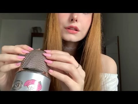 ASMR ~ close mouth sounds // kissing sounds // fast tapping...