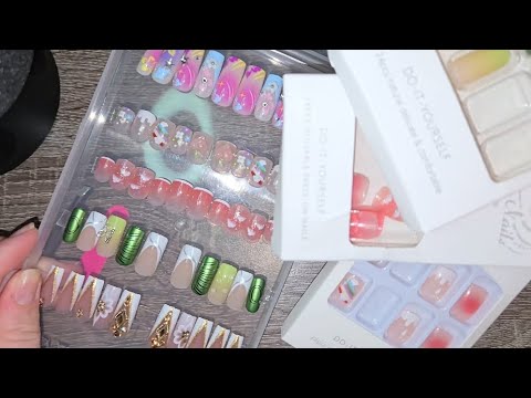 Asmr organizing my Press On Nails 💅 (sticky sounds)