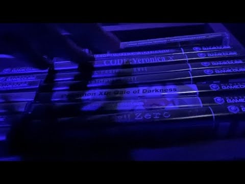 ASMR Tapping & Scratching Down To The Camera