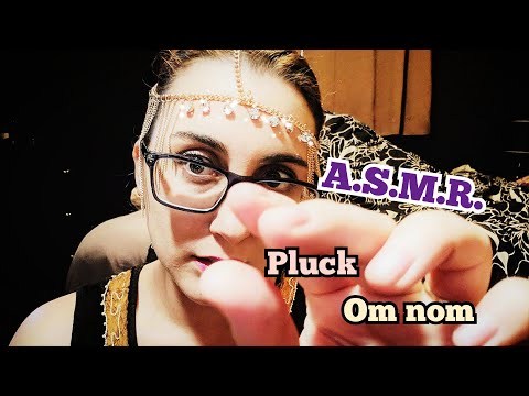 ASMR Om Nom Wet Mouth Sounds & Plucking Hand Movements (Samantha custom)