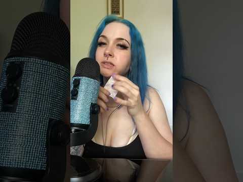 chewy #asmr #gumchewing #chewingsounds #bubblegum #asmrgumchewing