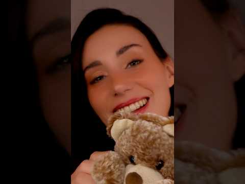 ASMR 🧸💤❤️ Te Duermo en Tu Camita Toco Tu Carita #shorts #short #asmr