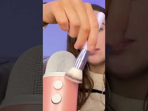 ASMR Brushing across the Mic #asmr #relax #tingles #micbrushing #visualtingle #relaxingsound