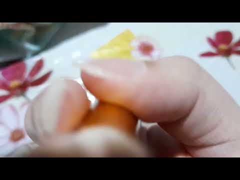 asmr caseiro - pincel na tela, sussurros e sons de boca/ mouth sounds #asmr 