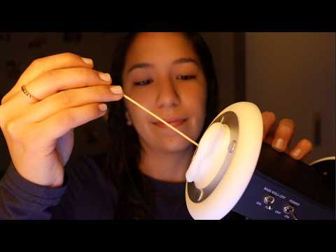 ASMR | Experimentando sonidos en tus oídos para que duermas (kisses, ear cleaning, scratching...)