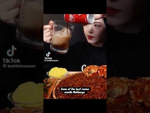 Buldak Ramen #mukbang #shorts #trending