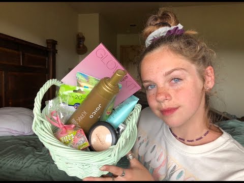 ASMR // tapping on beauty products