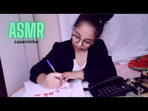 ASMR SECRETÁRIA DA CLÍNICA MÉDICA FAZENDO O SEU CADASTRO - CASEIRINHO COM PAPEL, LÁPIS E CANETA