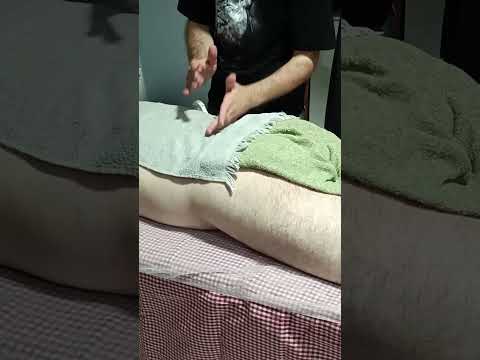 Turkish massage that relieves all tension in the back #satisfying #relaxing #asmr #shorts #massage