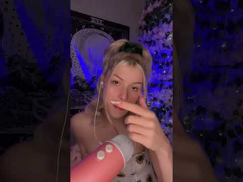 kisses💋 #asmr #tingles #mouthsounds #asmrsounds #sleep #foryou #kisses #wet