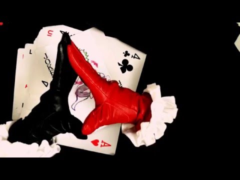 LEATHER GLOVES👐 HARLEY QUINN searching for💜 JOKER with💋 kisses [[ASMR]]