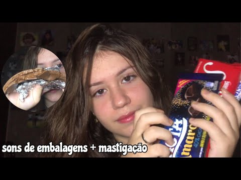 ASMR MOSTRANDO CHOCOLATES, COMENDO CHOCOLATES E CONVERSANDO