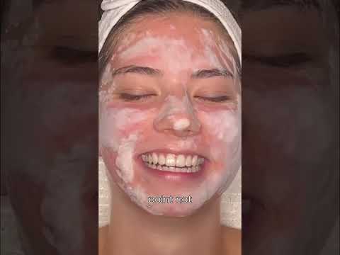 LA Move vs. Texas Life: Satisfying Pimple Pop! #shorts