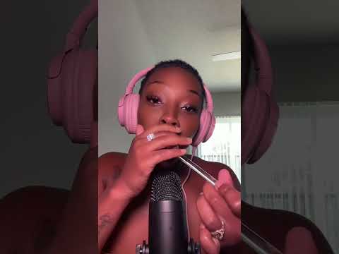 ASMR honey spoon