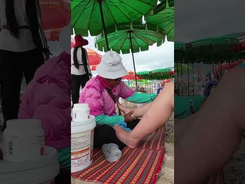 Masaje de pies en Phuket #masaje #massage #masajerelajante #travel #short