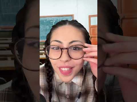 Asmr nerd does your eyelash extensions in class p1 #asmrtingles #fastasmr #fastandaggressiveasmr