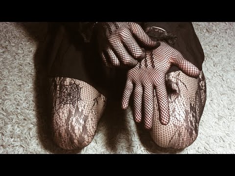 ASMR~Fishnet Gloves Scratching & Hand Sounds (No Talking)🥀🩸