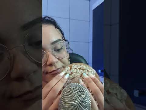 ASMR- Qual desses 2 tapping você mais gosta?