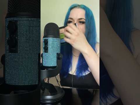 LOVE scratching sounds 😍 #asmr #scratching #scratchingsounds #asmrscratchingsounds #asmrsounds
