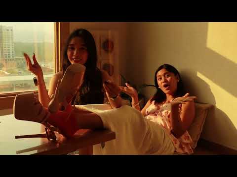 ASMR Shoes off!