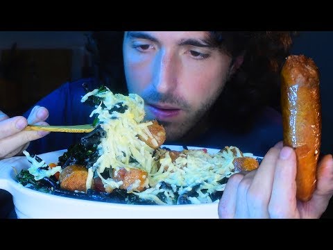 ASMR CHEESY BEYOND MEAT SQUID INK PASTA ! حلال * No Talking ! * HALAL VEGETARIAN | Nomnomsammieboy