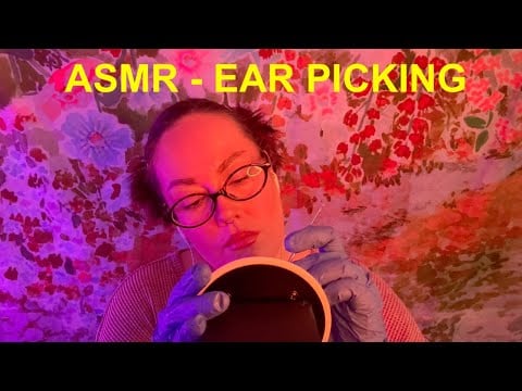 ASMR | Binaural Ear Picking - Gloves, Otoscope, Soft Spoken