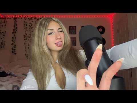 ASMR// TINGLY RANDOM TRIGGERS (MOUTH SOUNDS, SPIDERS CRAWLING UP UR BACK, MIC BRUSHING, ETC)