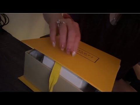 Low Quality ASMR Haul (labubu and mickey blind boxes, vitamins ...)