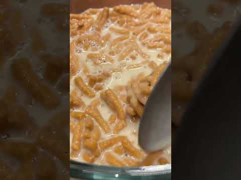 Fiber one cereal with milk sound!  triggers ~ASMR ~ #enjoy #asmrvideo #asmr #triggers #cereal
