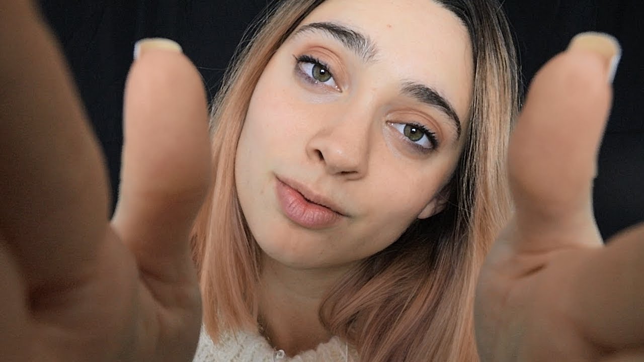 Andrà Tutto Bene ❤️ Face Brushing, Tongue Clicking | ASMR