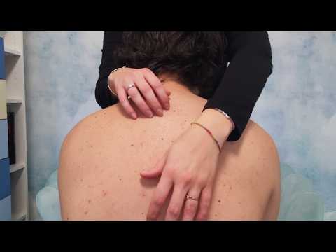 ASMR 💆‍♀️ Back Tracing & Pampering | Soft Spoken + Whispering (Italian Accent