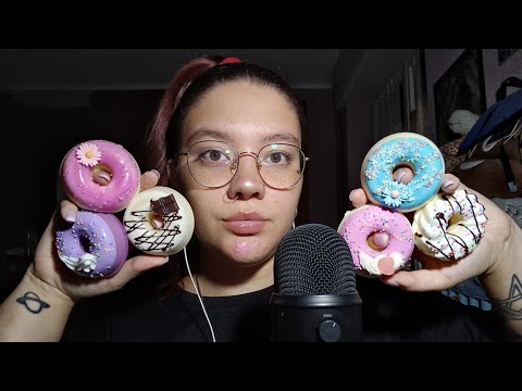 100% BRIVIDI con LE NUOVE CIAMBELLE SQUISHY (Scratching, Tapping & more) 😴💜 | ASMR ITA