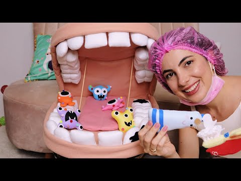 ASMR DENTISTA FAZ LIMPEZA NO SEUS DENTES - Sweet Carol